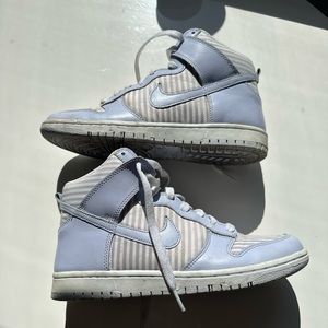 Women’s Nike dunk hightop lilac pinstripe alumni